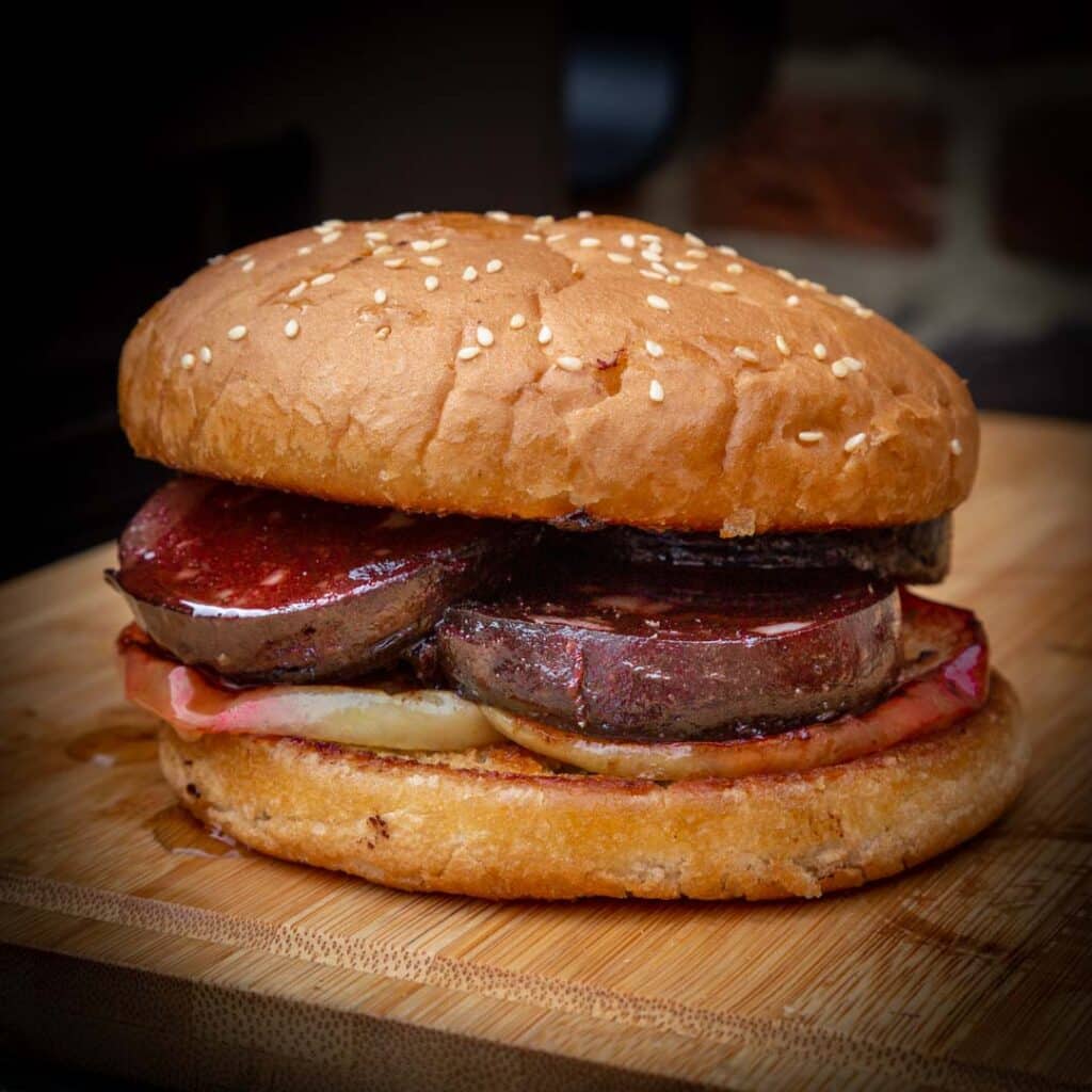Bloedworst appel burger